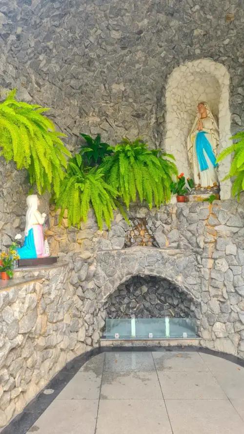 Casa do Purissímo Coração de Maria e Gruta Nossa Senhora de Lourdes